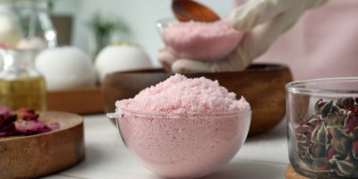 Koupelová sůl v misce