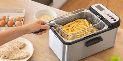 Fritéza SENCOR SFR 8200SS 