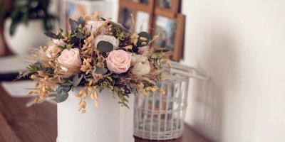 Stabilizované růže ve váze