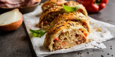 Slaný závin s uzeným masem 