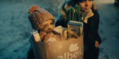 Vánoční reklamní kampaň hypermarketu Albert