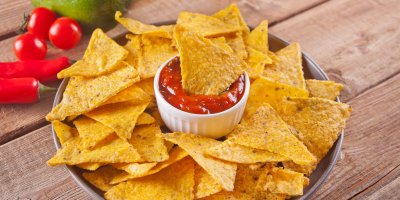 Mísa nachos a pálivá salsa