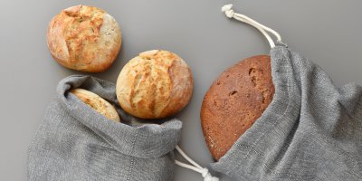 Látkové sáčky s pečivem