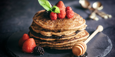 Bezlepkové placky s jahodami