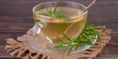 Čaj z rozmarýnu