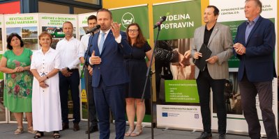 Aleš Slavíček na tiskové konferenci v Říčanech u Prahy