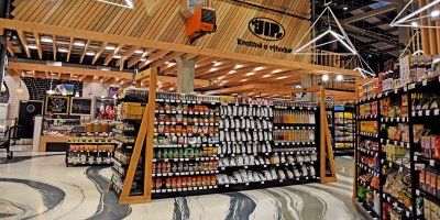 Vnitřek prodejny JIP východočeská