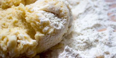 Výroba těsta na bramborové knedlíky