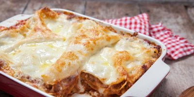 Zapékací mísa s lasagnemi