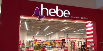 Průčelí obchodu Hebe