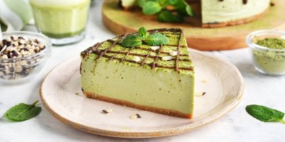 Matcha cheesecake