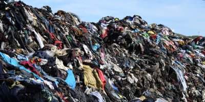 Spálené oblečení ve Španělsku