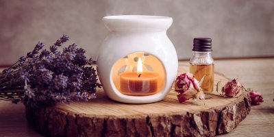 Sušená levandule, aromalampa, olejíček, sušené růže