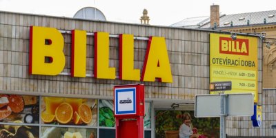 Exteriér obchodu Billa