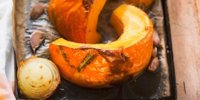 Pečená dýně s cibulí