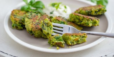 Brokolicové placičky na vidličce 