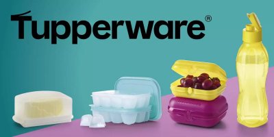 Plastové krabičky a lahev Tupperware