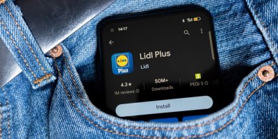 Chytrý telefon s otevřenou instalací aplikace Lidl Plus