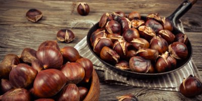 Pečené kaštany na pánvi