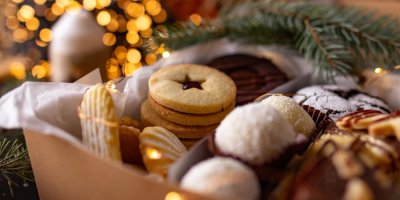 Vánoční cukroví v krabičce