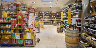 Interiér obchodu Billa