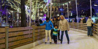 Kluziště na vánočním trhu