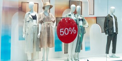 Vitrína s 50% slevou