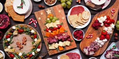 Stůl plná různého jídla