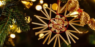 Slaměná ozdoba na stromečku