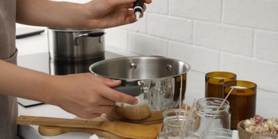 Příprava domácí svíčky 