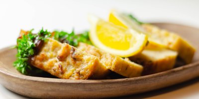 Jídlo z brambor s citronem