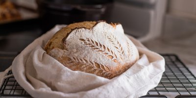 Chléb v utěrce
