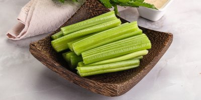 Tyčinky z celeru řapíkatého