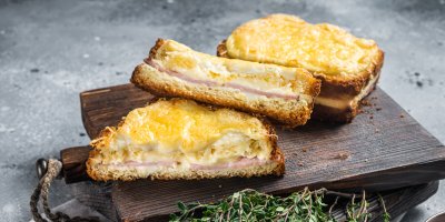 Rozkrojený sendvič