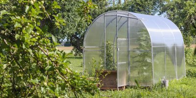Skleník na zahradě