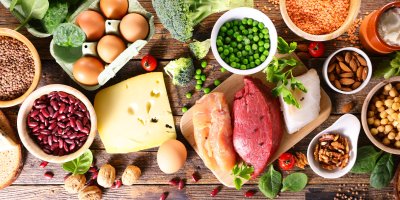 Zdravé potraviny na stole