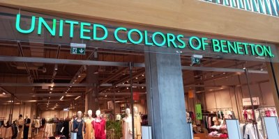 Obchod United Colors Of Benetton v nákupním centru