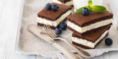 Mléčné řezy na talíři