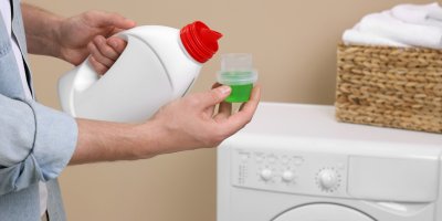 Dávkování pracího gelu