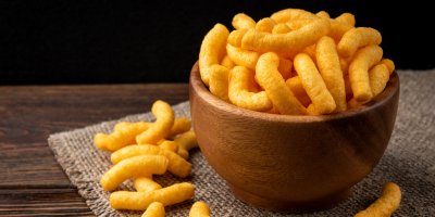 Křupky v dřevěné misce