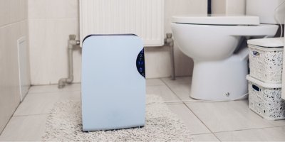 Odvlhčovač vzduchu v koupelně