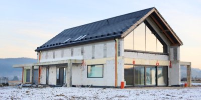 Rozestavěný zděný dům