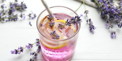 Levandulová limonáda s citronem
