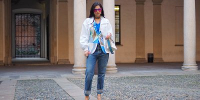 Dáma stylově oblečená