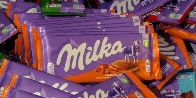 Tabulkové čokolády Milka v produktových obalech