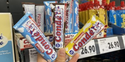 Kondenzované mléko Condé v supermarketu