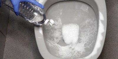 Čištění záchodu