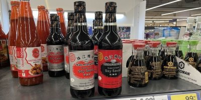 Sójové omáčky v supermarketu