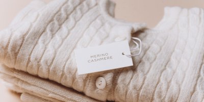 Pletený svetr s cedulkou merino kašmír