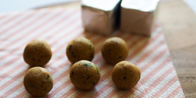 Kulaté syrové drožďové knedlíčky